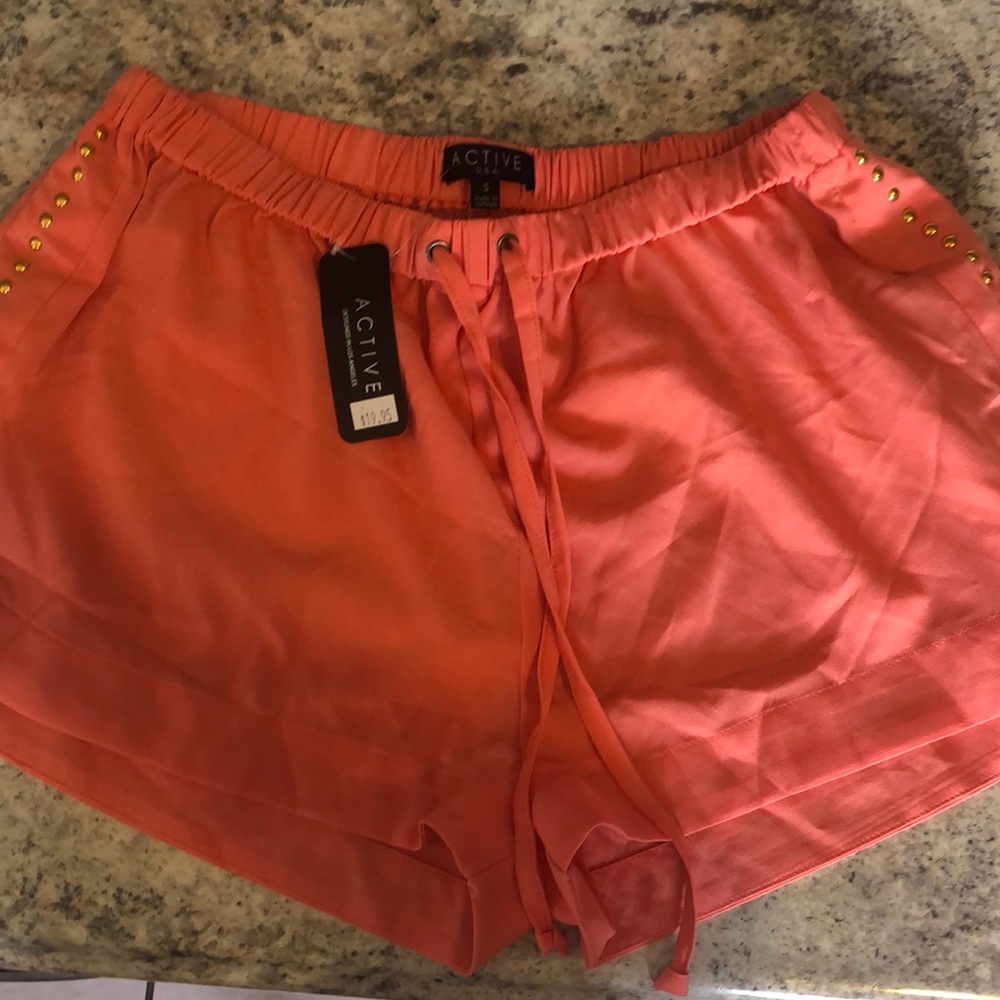 Coral active shorts